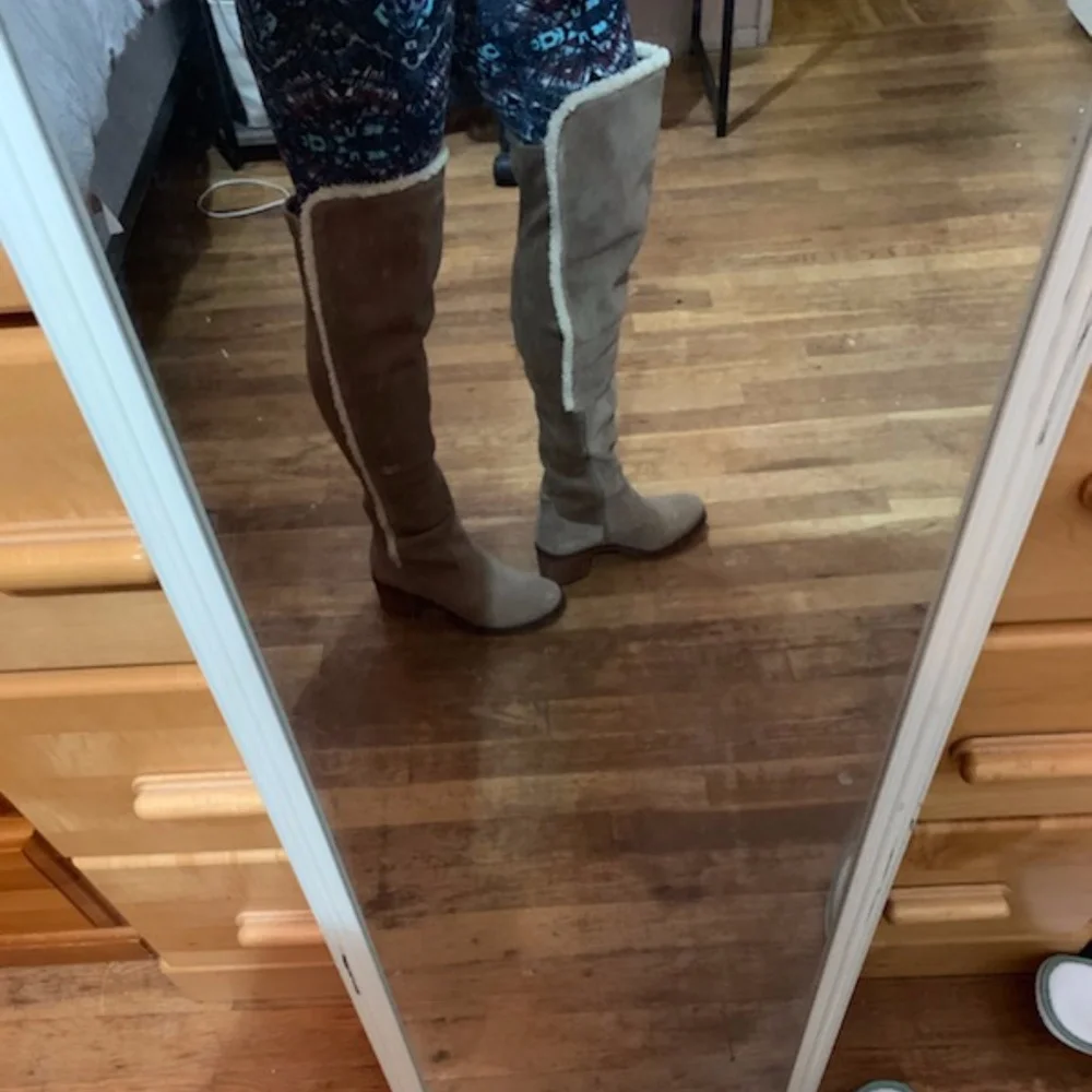 Vince Camuto  VP Shianne boots
